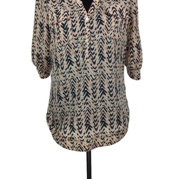 41 Hawthorn Pink Blue White Split Neck Blouse - Picture 3 of 8